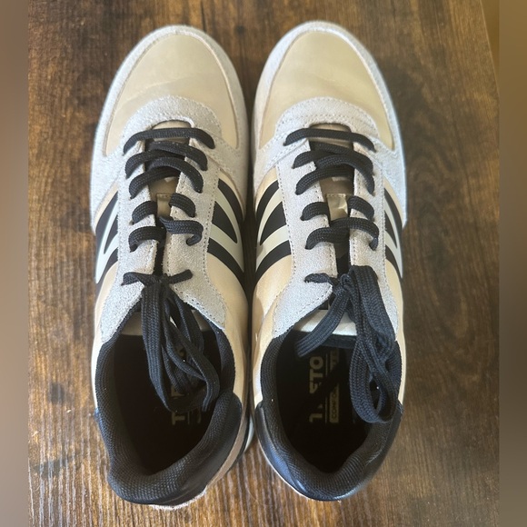 TRETORN Loyola Women’s Lace Up Sneakers - Picture 3 of 3